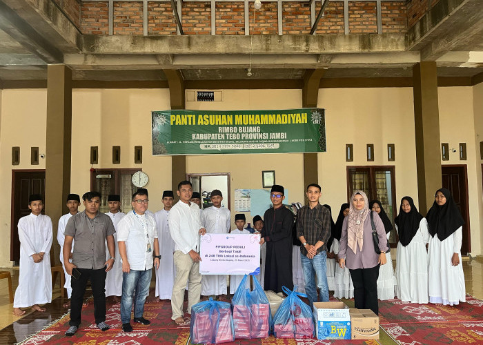 FIFGROUP Peduli Berbagi Takjil, Tebarkan Kebaikan dalam di Bulan Suci Ramadan.
