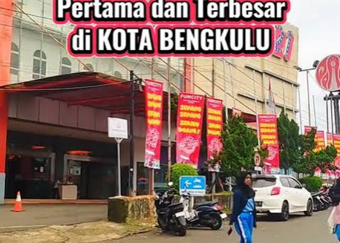 Kota Bengkulu Akhirnya Punya Lapangan Padel di Mega Mall