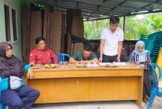 10 Orang KPM BLT DD Tahap IV di Desa Air Long Sumringah Menyambut Tahun Baru