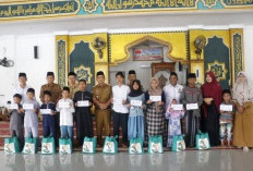 100 Orang Anak Yatim, Fakir Miskin dan Thalasemia Terima Santunan