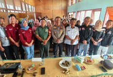 Rapat Pleno Terbuka DPSHP Kecamatan Maje pada Pilkada dengan Pemilih 10.925