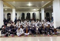 Bupati Kaur Sambut 98 Jemaah Haji yang Tiba di Kabupaten Kaur