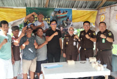Jaksa Sahabat Nelayan, Rodi Ketua Fraksi Golkar bersama Kajari Bengkulu Sosialisasi Larangan Penggunaan Trawl
