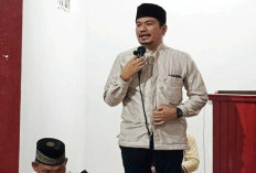Wabup Arie Safari Ramadan di Masjid Baitul Mu'minin Selolong