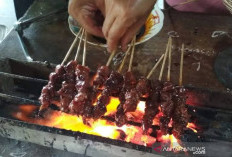 Mencoba Lentog Tanjung, Kuliner Khas Kota Kudus yang Menawarkan Cita Rasa Manis dan Gurih