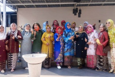 Saribanun Badunsanak Adakan Makan Bajamba