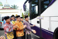 170 JCH Seluma Dilepas ke Embarkasi Padang