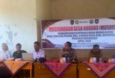 Waka Polsek Ketahun Hadiri Musdensus Pembentukan Koperasi Merah Putih