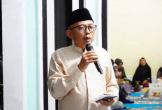 PLT Sekda Kota Bengkulu Hadiri Takziah Malam ke- 3 dan Berikan 4 In 1