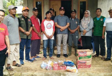 Batang Sawit Patah Tebu Timpa Rumah Warga, Pjs Bupati Mukomuko Kunjungi Korban