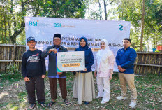 BSI Maslahat Berbagi Sembako Dan Bantuan Renovasi Masjid Dalam Perjalanan Kemaslahatan di Kaki Gunung Lawu