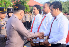  Berhasil Ungkap Kasus Pembunuhan, 20 Personel Polres Kaur Terima Penghargaan