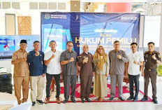 Kejari Bengkulu Selatan Launching Buku Hukum Pemilu