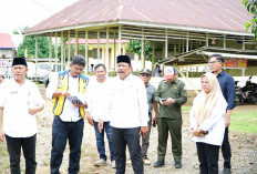 Wagub Terkejut Temukan Jalan Becek, Musala Reyot di SMAN 10 Mukomuko
