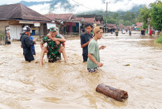 Pemprov Bengkulu Pastikan Bantuan Logistik untuk Korban Banjir di Kabupaten Lebong Terpenuhi 