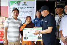 Gubernur Bengkulu Salurkan Bantuan Bedah Rumah di Kelurahan Sawah Lebar Lama