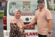 Ungkap Identitas Mayat, Kapolsek Batik Nau Serahterimakan Jenazah Kepada Pihak Keluarga