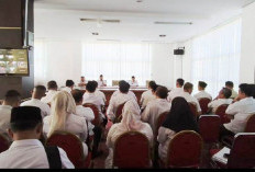 Bupati dan Wakil Bupati Kaur Shalat Id di Masjid Ash Solihin, Gelar Open House