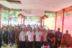 Wagub Bengkulu Berkantor di Pulau Enggano dan Langsung Rapat bersama Tokoh-Tokoh Enggano