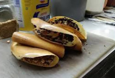 Lezatnya Martabak Piring: Kuliner Khas Medan yang Unik dan Sudah Ada Sejak Tahun 197-an