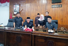 DPRD Gelar Rapat Paripurna Pengesahan APBD Kabupaten Kaur Tahun 2025