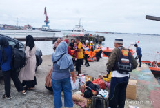 Kapal Pulo Tello Terpaksa Evakuasi Penumpang