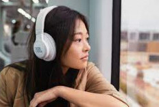 3 Headphone Terbaik 2024: Headphone Andal Yang Telah Diuji Oleh Ahlinya