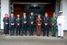 Bupati Kaur Mengucapkan Dirgahayu TNI ke-80, TNI Garda Terdepan Menjaga Kedaulatan NKRI