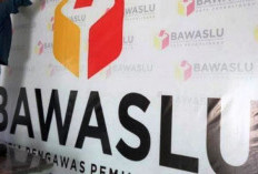 Bawaslu Kaur Menyerahkan Scan C1 Salinan ke Bawaslu Provinsi