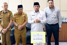 Pemkot Bengkulu Salurkan Bantuan  Rp 550 Juta Untuk Korban Banjir
