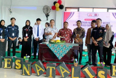 Program Studi Komunikasi dan Penyiaran Islam Potong Tumpeng