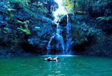  Curug Ciangin di Subang Menjadi Tren Wisata Healing yang Menyejukan