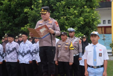 Kapolres Kaur dan Jajaran Melaksanakan Kegiatan Police Goes to School
