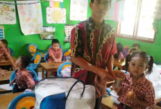 Ini Tujuannya Pemdes Keban Jati Bagikan Makanan Bergizi