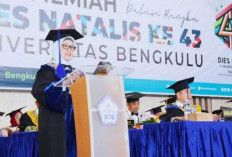 Genap Berusia 43 Tahun, Dua Alumni Unggulan Unib Beri Orasi Ilmiah