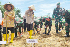 Polres Mukomuko Ikuti Peluncuran Gugus Tugas Polri dan Penanaman Jagung