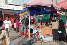 Suasana Pasar Kaget Panorama Kota Bengkulu Langsung Ramai Masyarakat Mencari Takjil