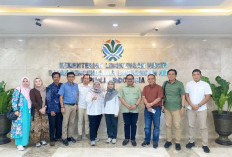 Pemkot Bengkulu Minta Bantuan Kendaraan Operasional Sampah ke Kementerian 