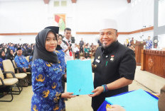 443 ASN Resmi Dilantik, Gubernur Helmi: Fokuslah Bekerja, Jangan Rusak Masa Depan Lewat Media Sosial