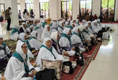 75 Jemaah Haji Tiba di Kabupaten Kaur Disambut Wakil Bupati Abdul Hamid, S.Pdi 
