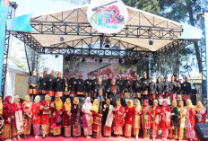 Festival Ayiak Manna Sukses Memikat Hati Wisatawan