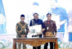 Bupati Bengkulu Utara Hadiri Penyerahan DIPA dan TKD 2025