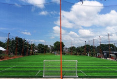 Belum Selesai , Lapangan Mini Soccer Sudah Beroperasi dan Ramai Peminat
