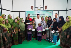 Karena Cinta, Walikota Hadiri Pelantikan PAC Muslimat NU Teluk Segara