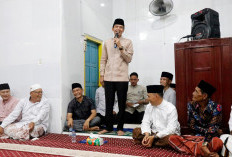 Bupati Kaur Gusril Pausi, Silaturahmi di Tanah Kelahirannya dan Serahkan Bantuan