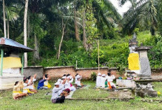 Kapolsek Maje Monitoring Perayaan Nyepi di Pardasuka Kecamatan Maje
