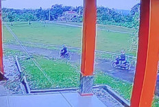 Aksi Maling Motor Honorer PUPR Kaur Terpantau CCTV, Segera Ditangkap