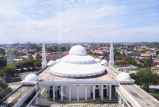 Menikmati Indahnya Kota Bengkulu dari Puncak Menara Masjid At-Taqwa Hanya Dengan Rp 3.000