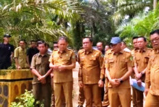 Darurat, Bupati Tinjau Jembatan dan Sekolah di Desa Genting Dabuk