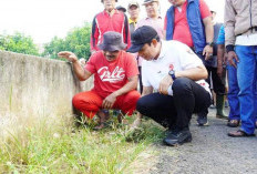 Walikota  Ikut Gotong Royong Bersama Warga